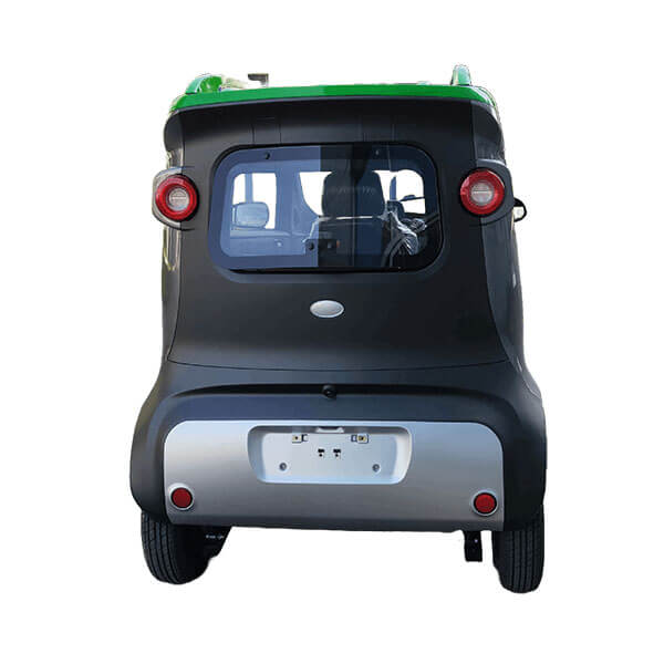 Enclosed electric cabin trike