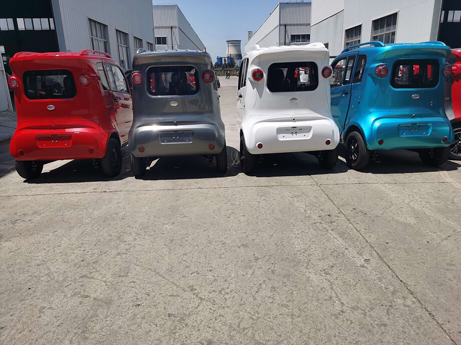 Q Runner All Weather 4 Wheel Mobility Electric Scooter