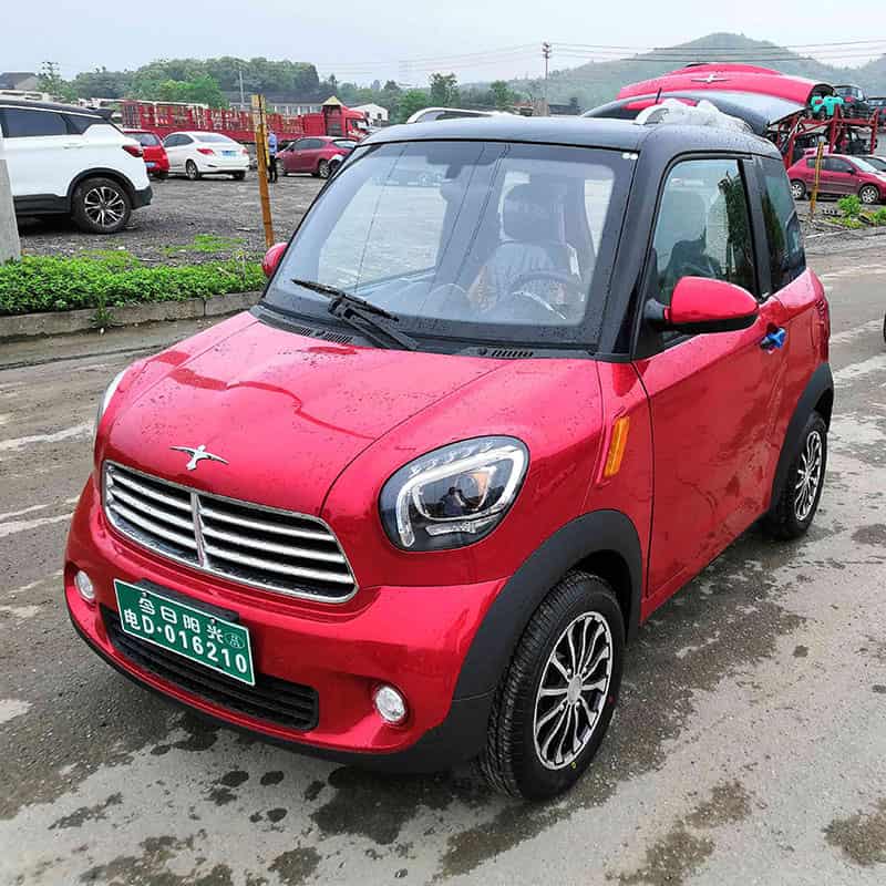 M1 Low Speed Electric Mini Car For Commute Drive
