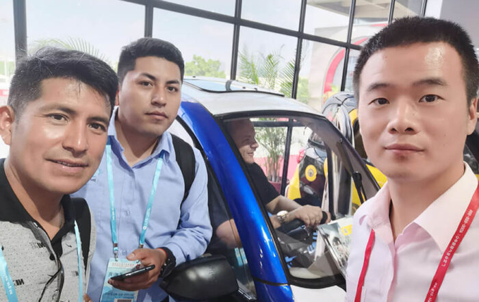 UNIVERSEECAR in the fair with clients