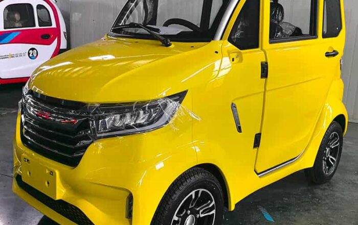 4 Wheel Fully Enclosed Scooter